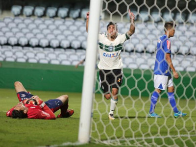 Coritiba vence o Cruzeiro pelo Sub-23