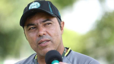 Róbson Gomes fora do Coritiba
