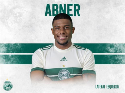 Coritiba anuncia a volta de Abner
