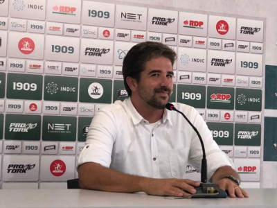 Coritiba ainda espera pelo atacante Rodrigão