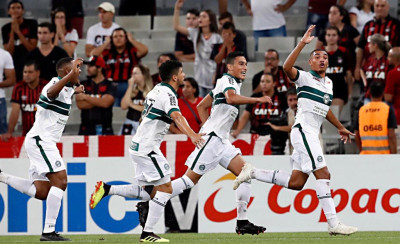 Coritiba vence o Atletiba