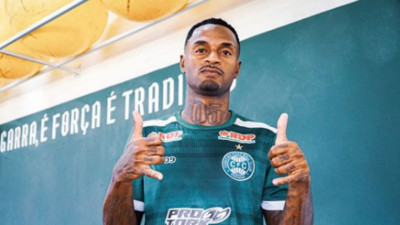 Coritiba acerta com René Junior