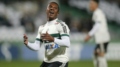 Iago Dias de saída para o Juventude