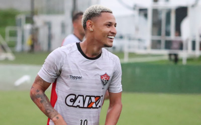 Neilton próximo de fechar com o Coritiba