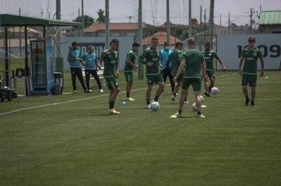 Coritiba terá alterações contra o Palmeiras 