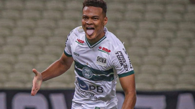 Rodrigo Muniz deixa o Coritiba 