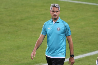 Coritiba é acionado na justiça por ex-profissionais do clube