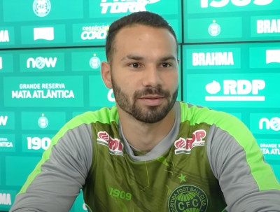 Edson Carioca sofre séria lesão e não joga mais em 2021