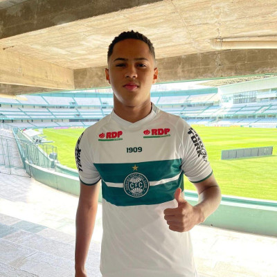 Coxa contrata volante do Tubarão 