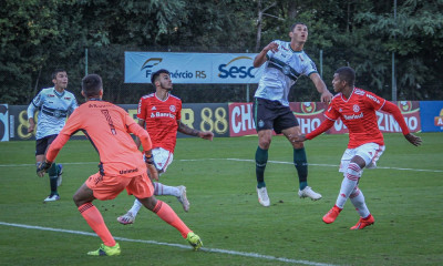Coritiba enfrenta o Internacional na Supercopa