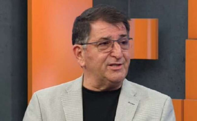 Coritiba anuncia retorno de Rene Simões 