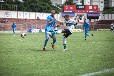 Coxa inicia Copa São Paulo com vitória