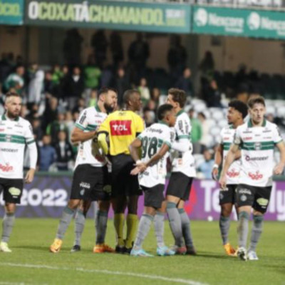 Coritiba formaliza protesto na CBF