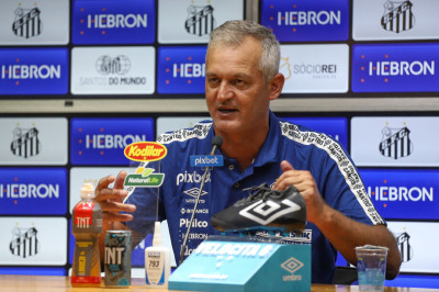 Lisca quer colocar o Santos na Libertadores de 2023