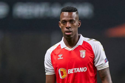 Lateral colombiano interessa ao Coritiba