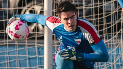 Coritiba descarta Renan Ribeiro e contrata goleiro do Fortaleza