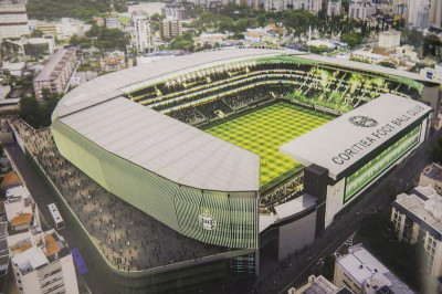 Coritiba apresenta estudo de modernização do Couto ao prefeito Rafael Greca