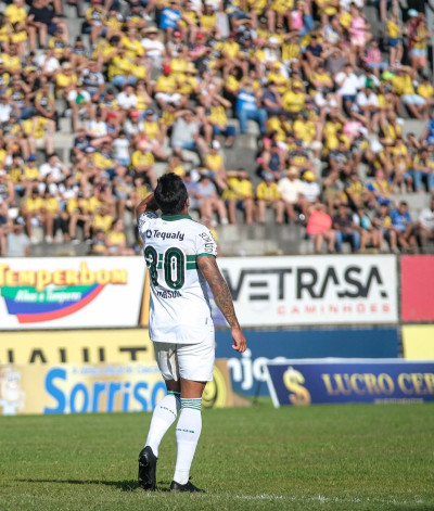 Coritiba tem péssima atuação e sai atrás na primeira partida das quartas