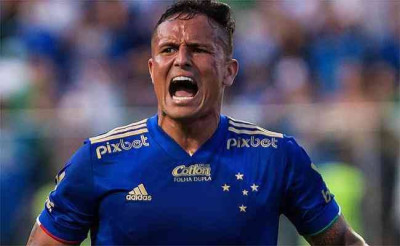 Atacante do Cruzeiro próximo de chegar ao Coritiba