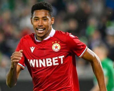 Coritiba contrata atacante que estava no futebol búlgaro