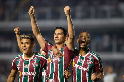 Flu enfrenta o Coxa buscando voltar ao G4