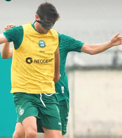 Coritiba volta aos treinos de olho em partida contra o Fluminense