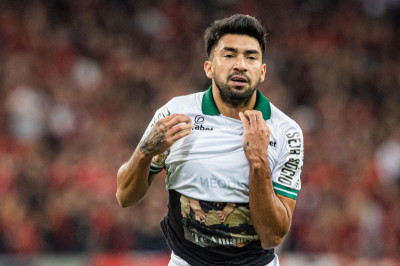 Marcelino Moreno pode estar de saída para o Lanus