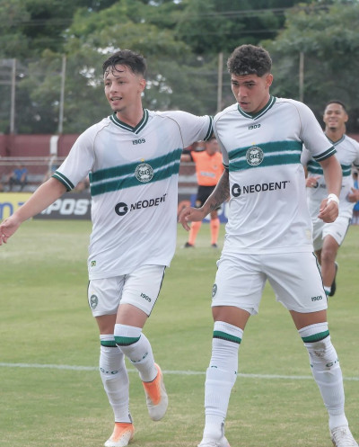 Coritiba enfrenta o Juventus em jogo decisivo