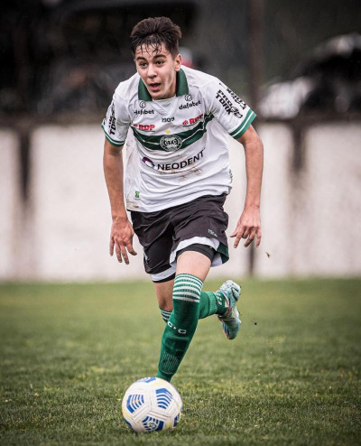 Jovem de 16 anos é a novidade entre os relacionados para jogo contra o PSTC