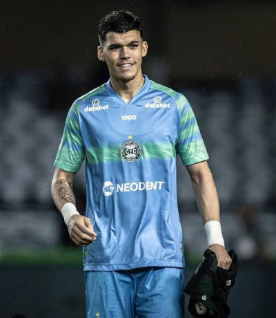 Pedro Morisco é relacionado para o jogo contra o São Joseense