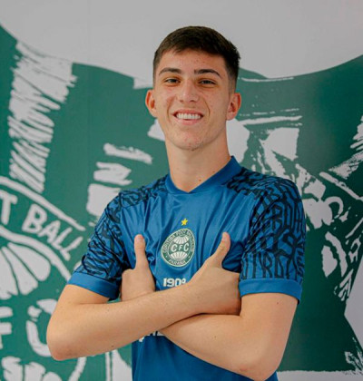 Coritiba terá novidade no gol contra o Operário