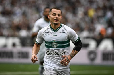 Bruno Gomes desiste do Fortaleza e acerta com o Internacional