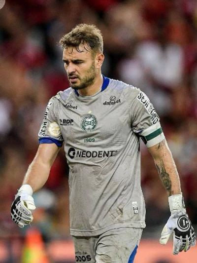 Goleiro Gabriel está próximo de ser confirmado em time gaúcho