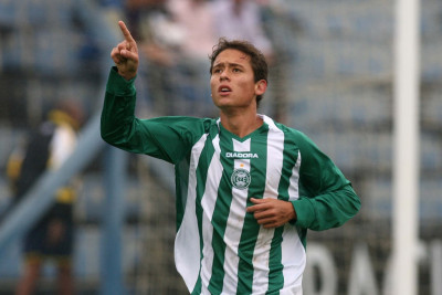 Diadora é a nova fornecedora dos uniformes do Coritiba