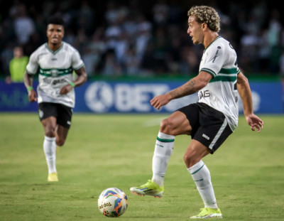 Com obrigação de vencer, Coritiba recebe o Ituano