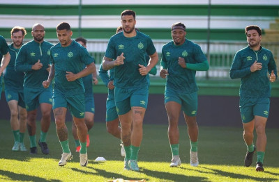 Confronto de duas equipes que estão à beira do Z4!
