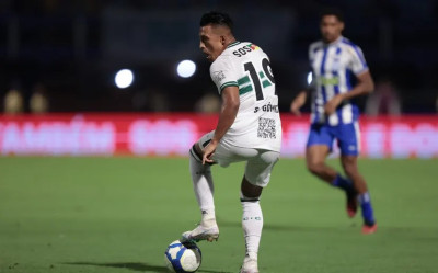 Coritiba busca manter embalo em casa contra o Avaí