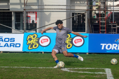 Coritiba contrata jovem meia-atacante do Pelotas