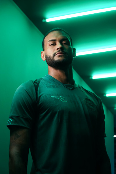 Coritiba lança novo uniforme