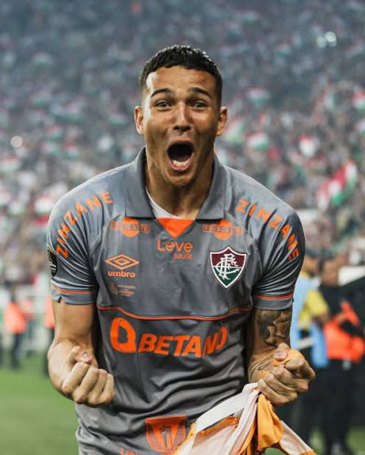 Goleiro do Fluminense está chegando ao Coritiba