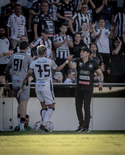 Com a classificação para próxima fase assegurada, Operário enfrenta o Coritiba no Couto!