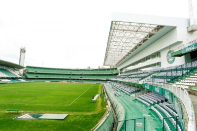 Coritiba confirma amistoso contra o Santos no Couto