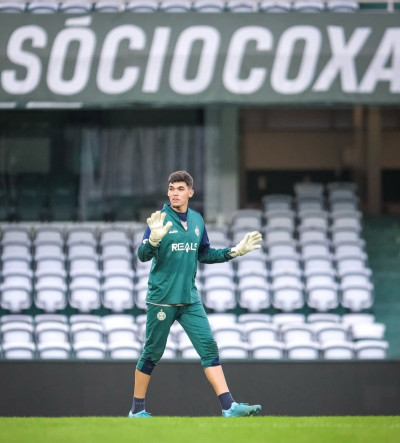 Pedro Morisco volta aos treinos, mas retorno ao gol não deve acontecer contra o Goiás