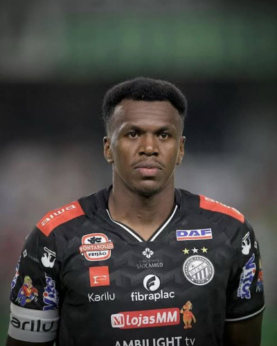 Coritiba deve acertar contratação do volante Jacy, do Operário