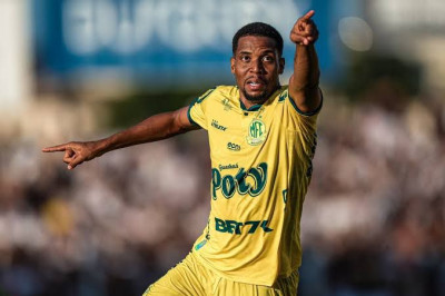 Yuri Castilho acerta com o Coritiba e será reforço para a Série B
