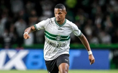 David da Hora volta a ser dor de cabeça para o Coritiba