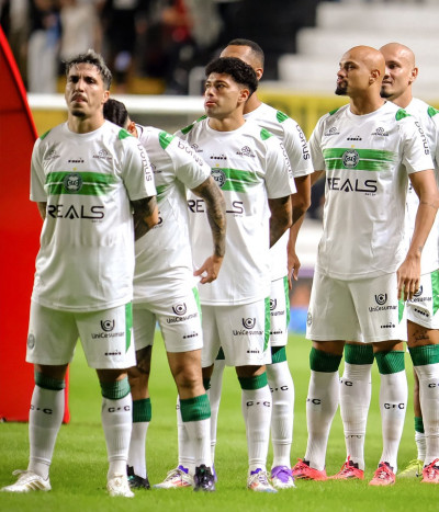 Coritiba fecha mais uma rodada no G4 da Série B
