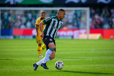 Empate no Couto e alerta ligado 