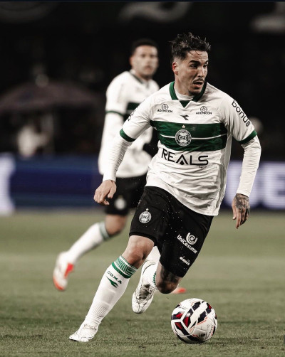 Coritiba terá o reforço do meia Josué para o jogo contra o América/MG