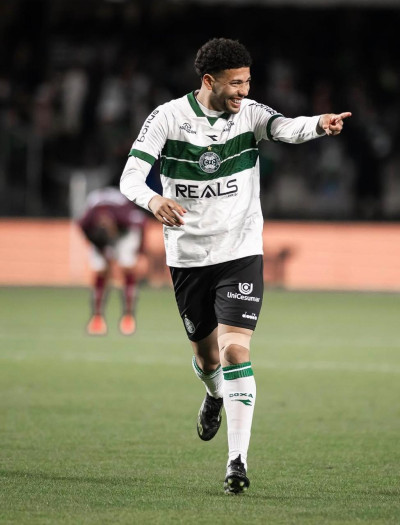 Coritiba tem retornos e desfalques confirmados para enfrentar o Criciúma